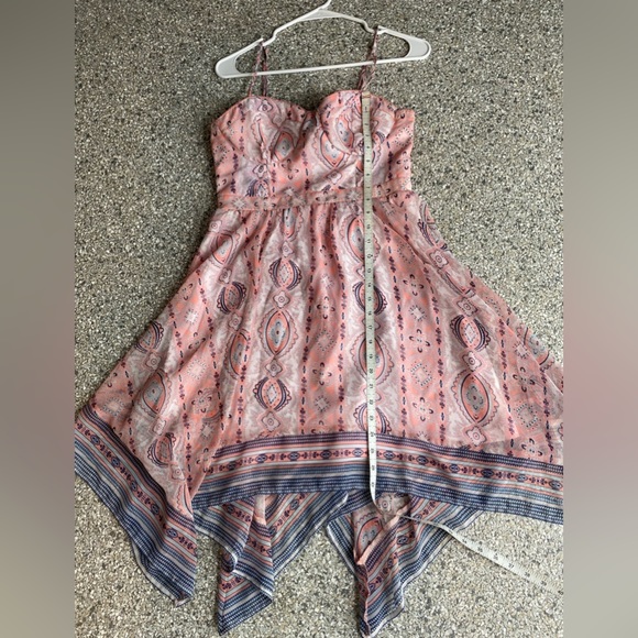 American Eagle Women's Spaghetti Strap
Boho Dress Built In Bra - Picture 6 of 7